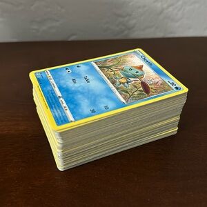 Pokemon cards 100 Common cards